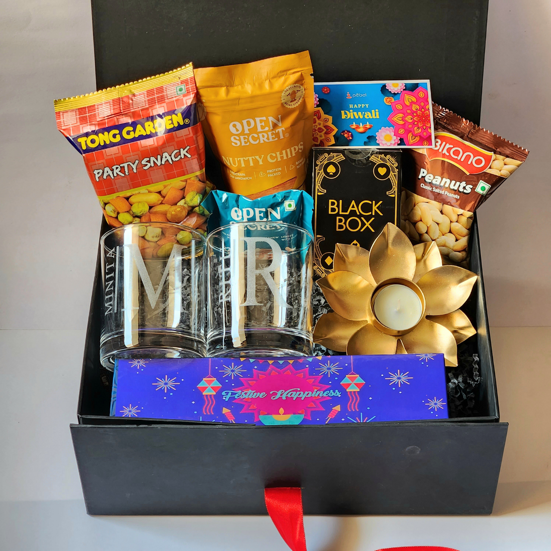The Ultimate Party Hamper | Personalized Whiskey Glasses and Munchies